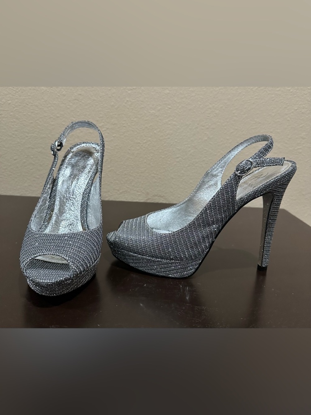Adrianna Papell Silver Glitter Peep-Toe Slingback Platform Heels